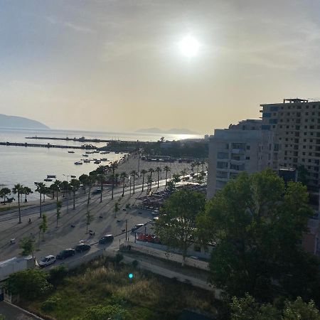 The Rooftop Vlore Luaran gambar