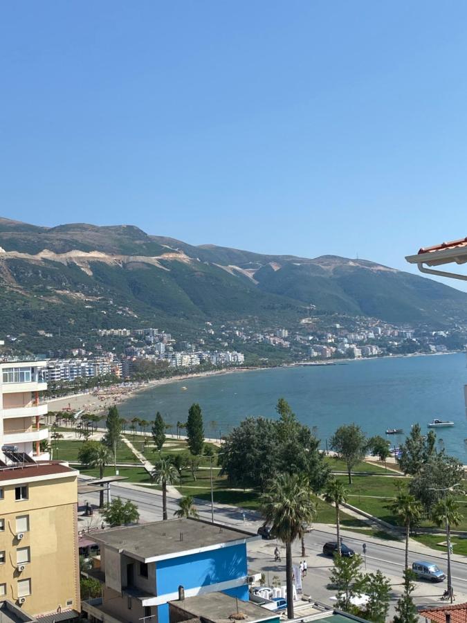 The Rooftop Vlore Luaran gambar